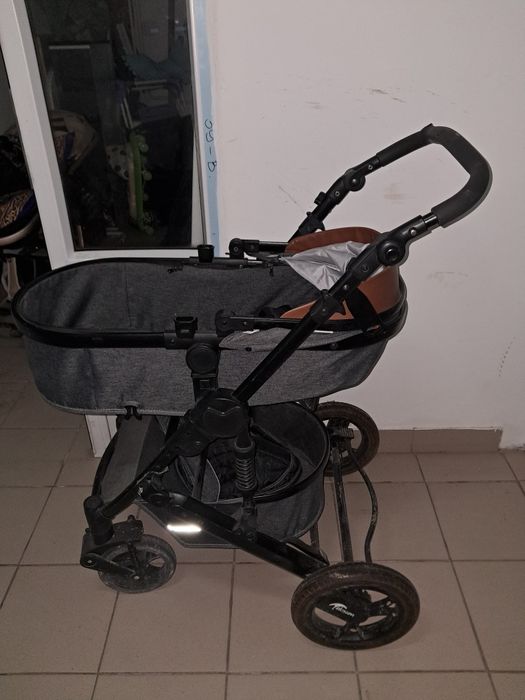 Продам коляску детскую