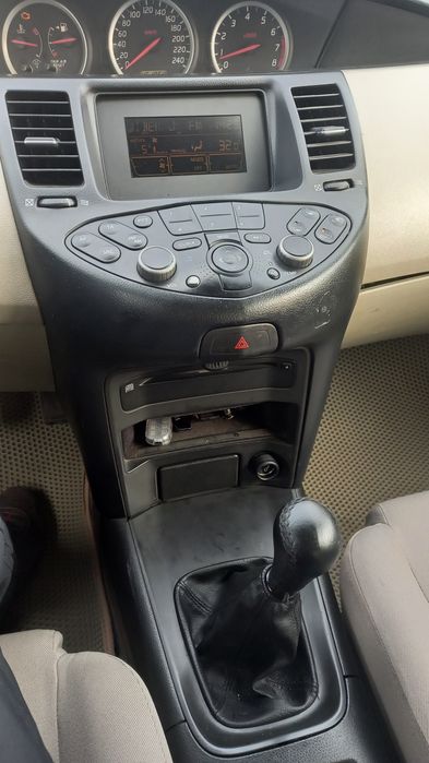 Ниссан примера продам