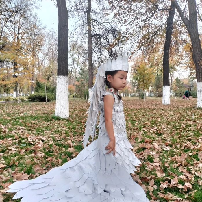 осений балл платья