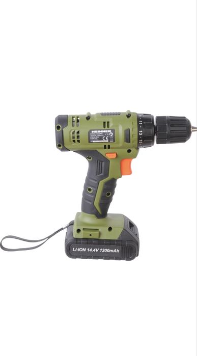 Vând mașină de inșurubat si găurit !!