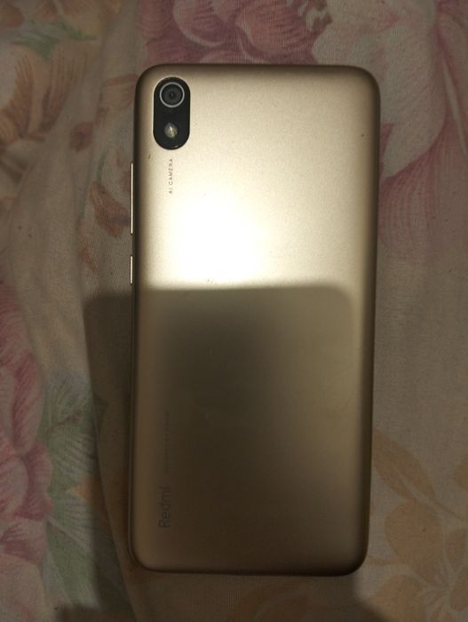 прадается телефон редми 7А