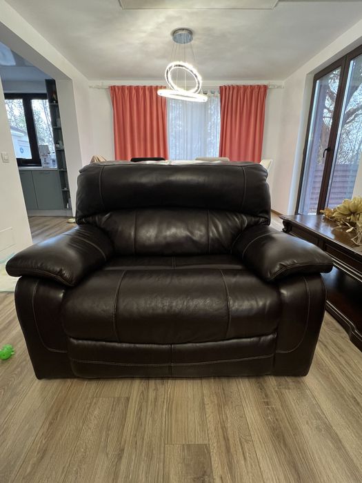 Set canapele de lux din piele naturală – stare excelentă