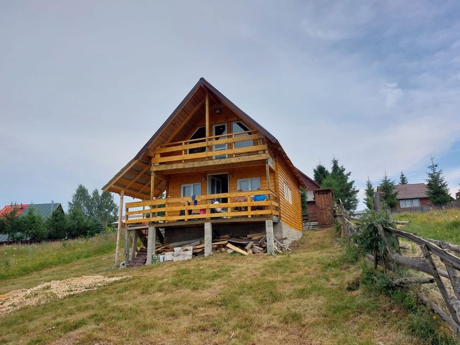 Vand cabana  Muntele Bocului