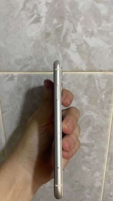 Iphone 11 128gb аккум 72%