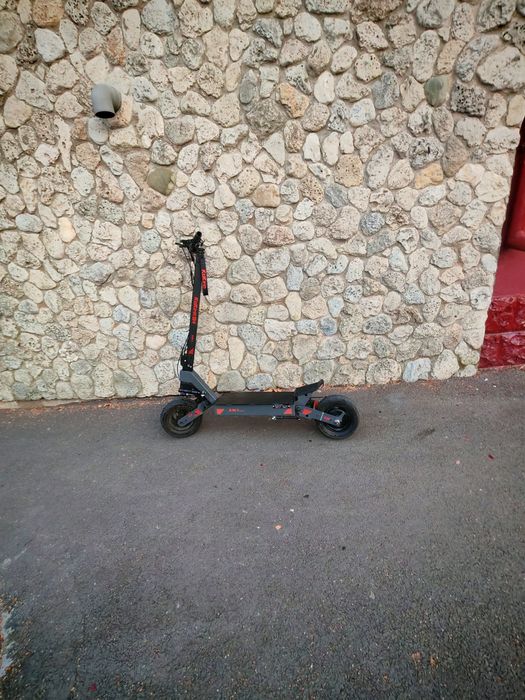 Kukirin G4 Cu Vesc si Steering Damper
