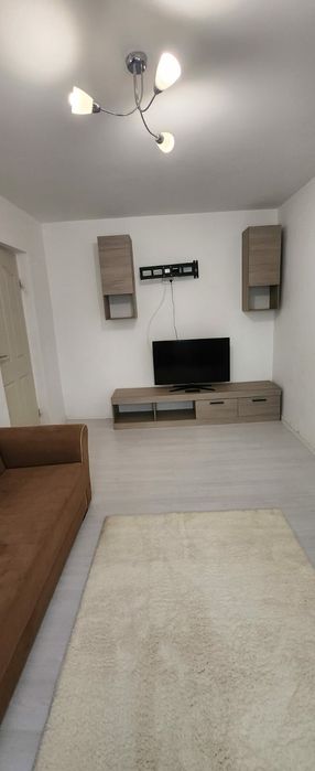 Regim hotelier,situat la 5 min de centrul orasului,apart 2 camere