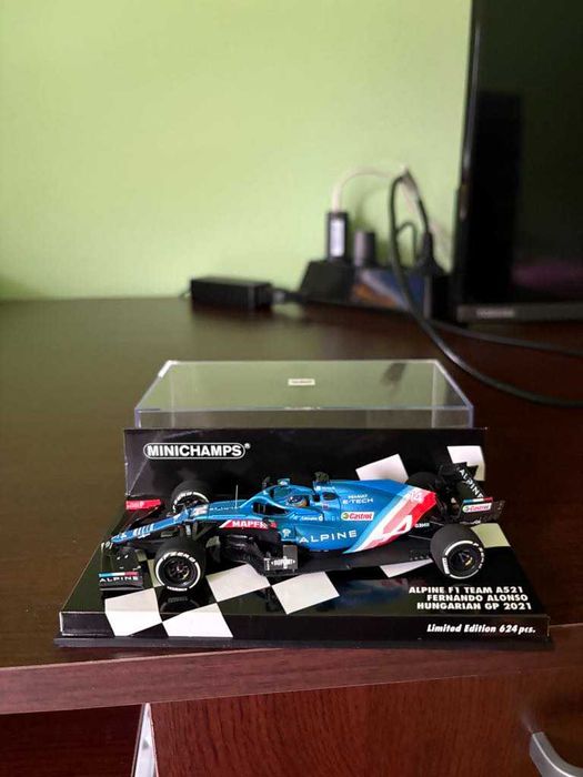 продавам колекция формула 1 на MINICHAMPS 1/43 Fernando Alonso
