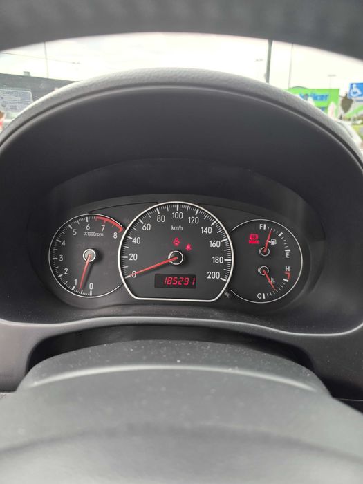 Сузуки SX4 1.6 2008