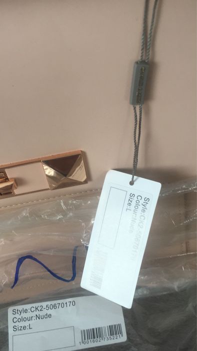 Брендовая сумка Charles&Keith