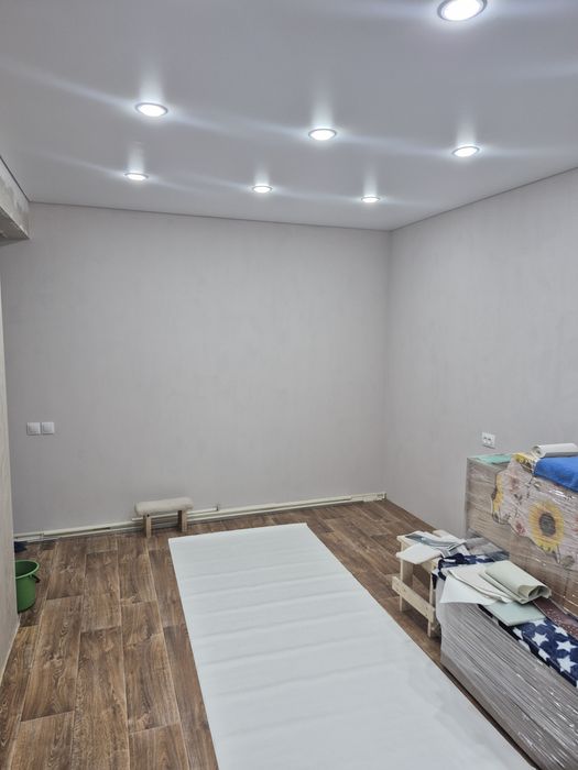 Ремонт квартир, поклейка обоев