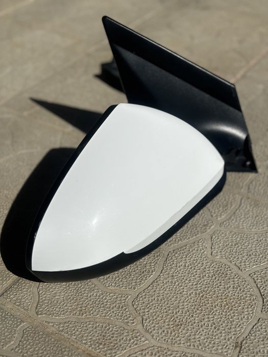 Бокое зеркало акцент 2021