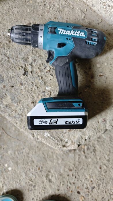 Акумулаторен винтоверт MAKITA DF488D002