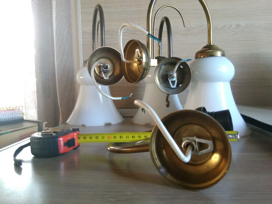 Масивни месингови аплици лампи за стена три чифта