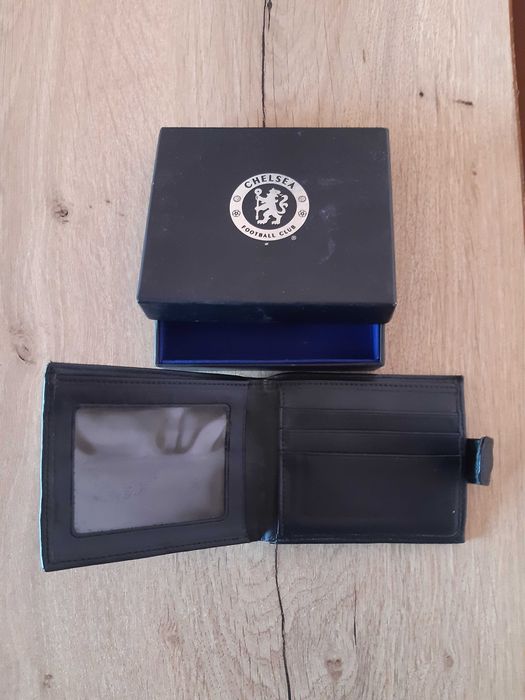 Портфейл на Челси, естествена кожа и чисто нов в кутия