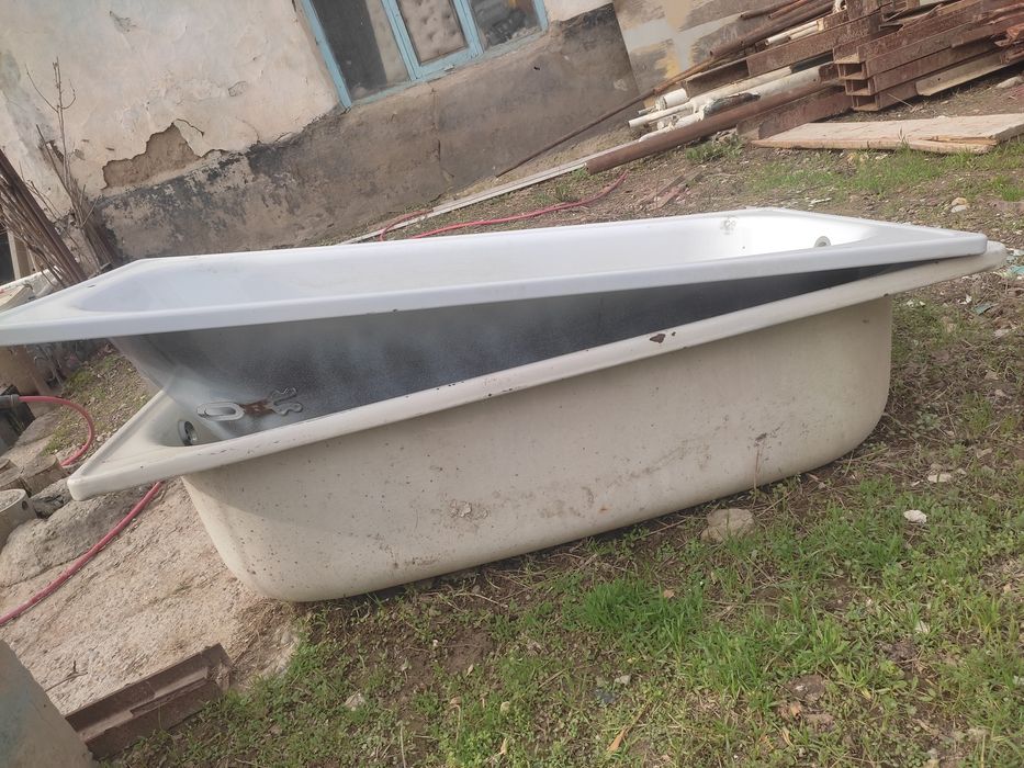 Продам 2 ванны в хорошем состоянии