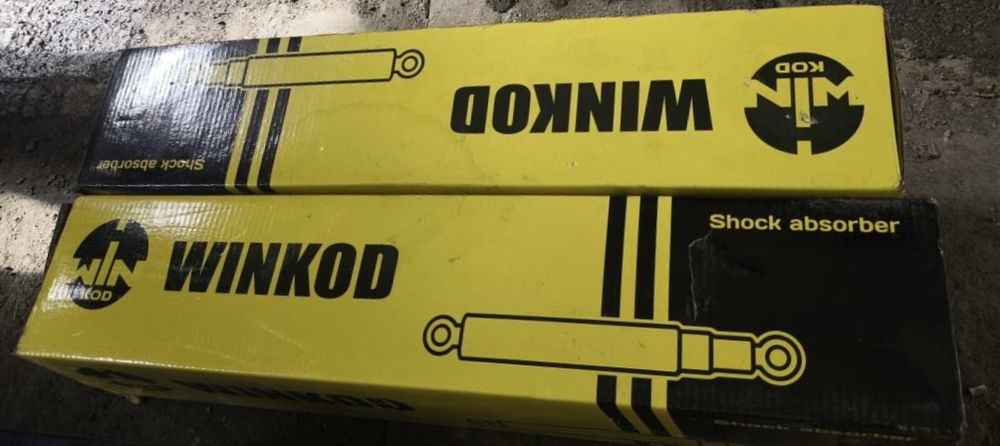 Продам новые  стойки для автомобиля