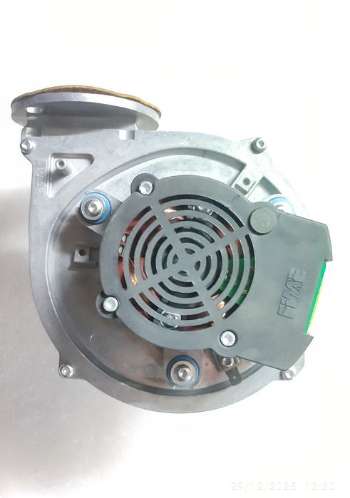 Ventilator Ariston Cares 30kw