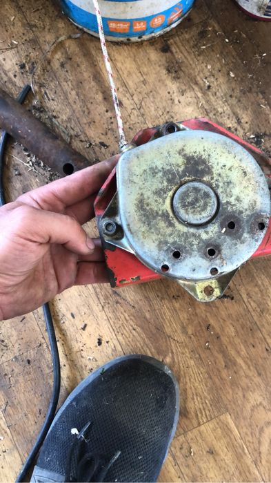 Krone  grup  presa dezmembrez