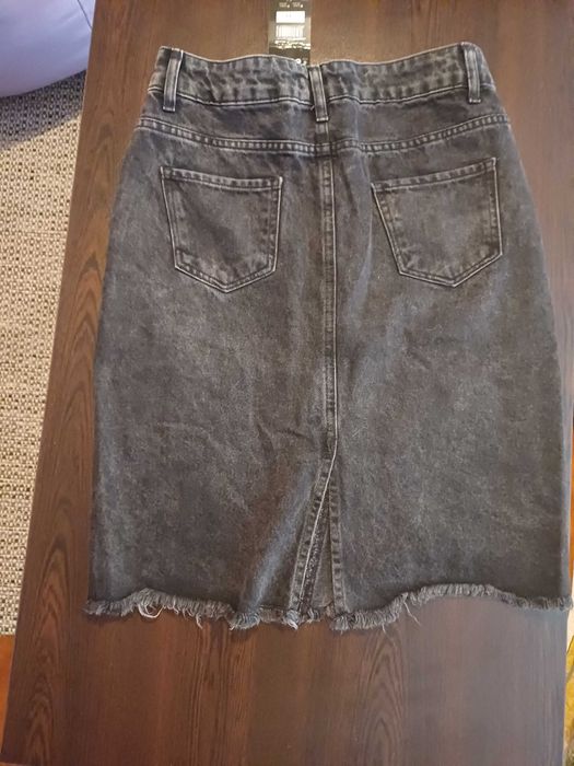 Дънкова пола (с етикет)