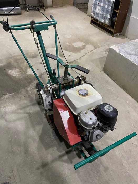 Benzinli gazon kesish apparati (Chim qirqish mashinasi)