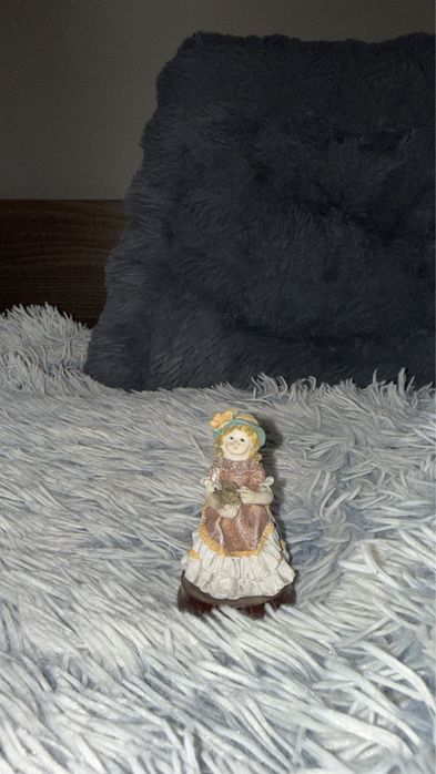 Порцеланови фигури