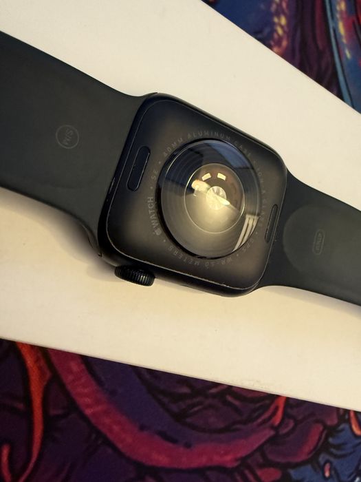 Apple Watch SE Gen 2 (40mm) Midnight - Ca nou, cu cutie si garantie