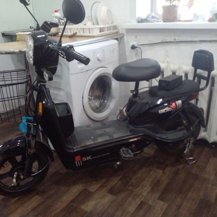 Продам электро скутер  новый
