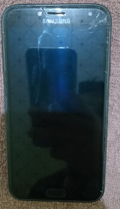 J4 SAMSUNG
 ekran almas