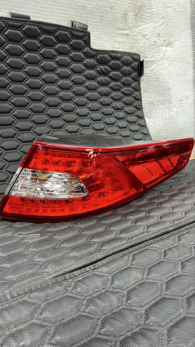 Задний фонарь KIA Optima