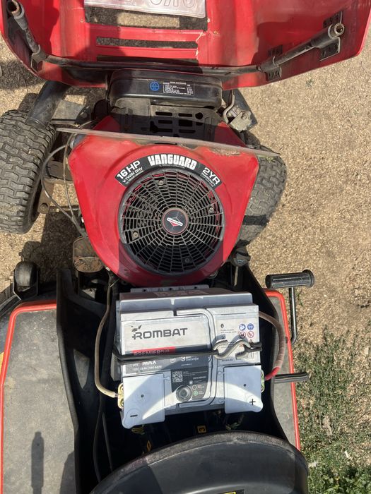 Tractoraș gazon 16 cai