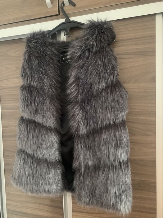 Vesta de blana mov