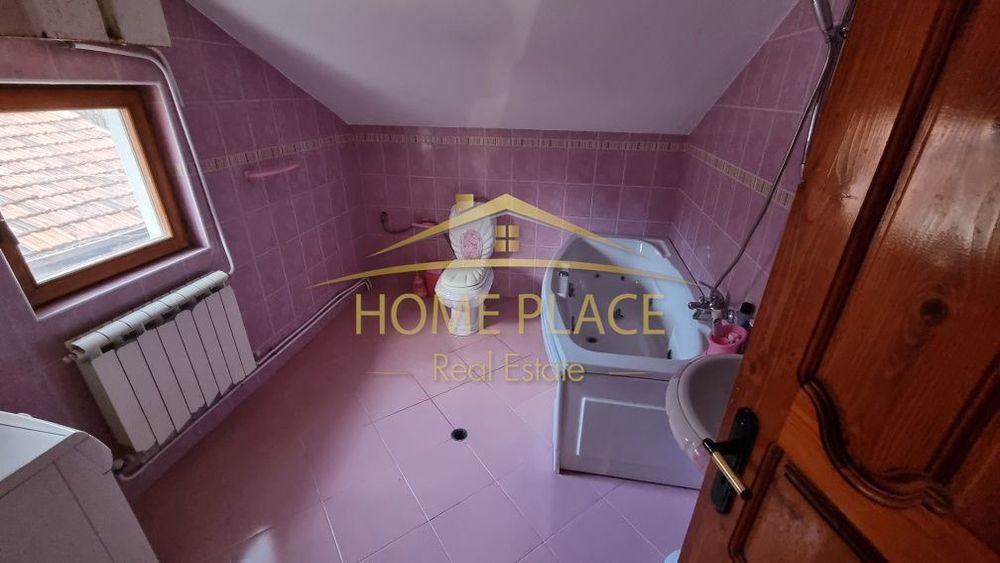 Дава се под наем Къща в Варна, Бриз - 160 кв.м за 1938 € - Снимка #11