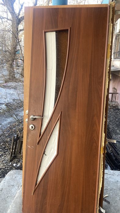 дверь деревянный