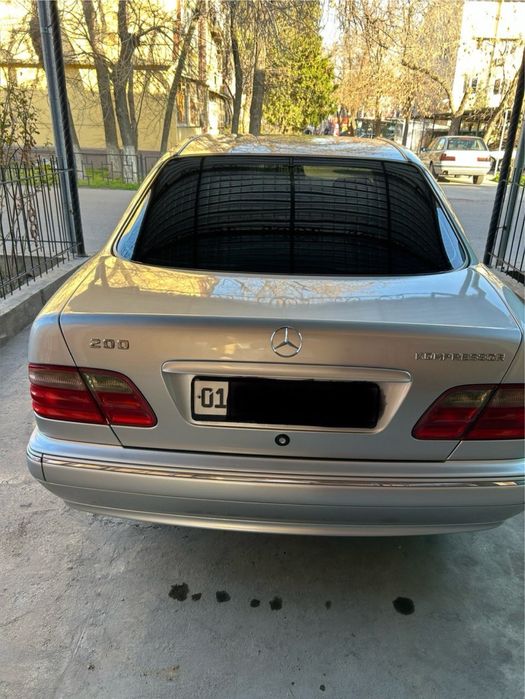 W210. Мерседес   2000 год Автомат коробка бензин компрессор