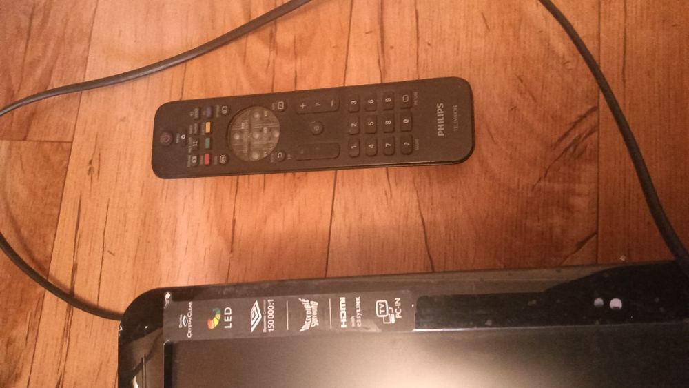 Телевизор бу настенный