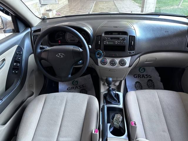 Hyundai Avante 2008 — 3