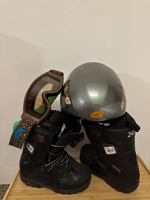 Boots casca ochelari pentru snowboard