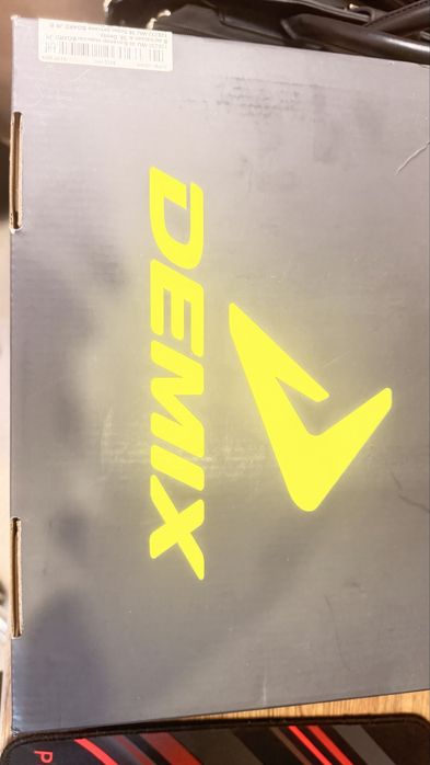 Кеды детские, кросовки.