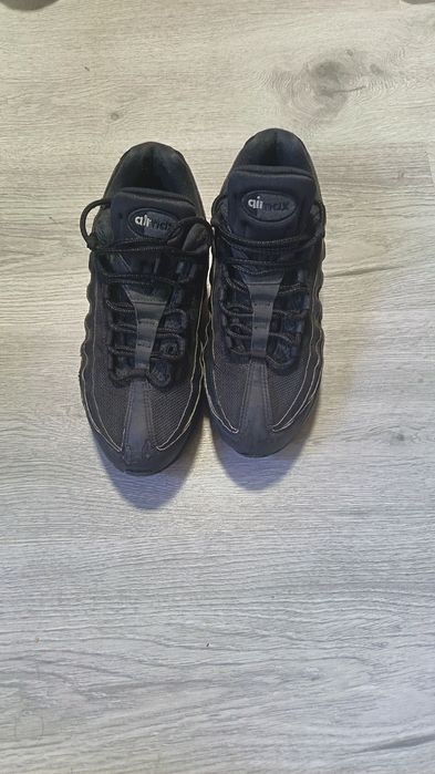 Nike airmax 95 negre