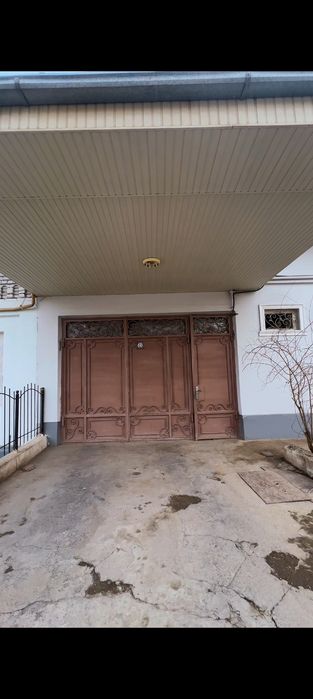 Yunsobod tumanidan yunsobod maxalladan 2.90 sotixli 7 xonali xovli