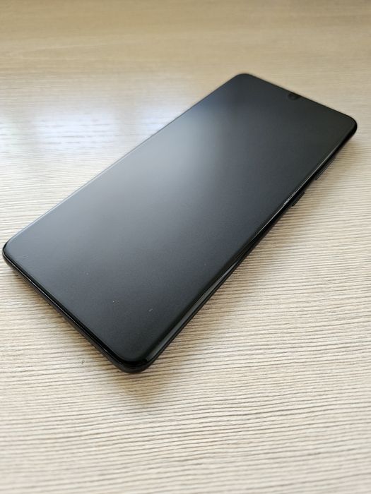 Телефон Samsung Galaxy S20+ Black, 128гб