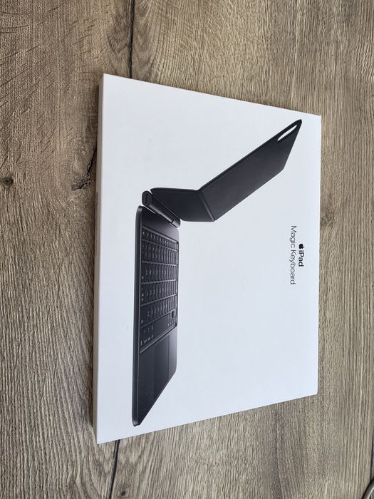 Tastatura magic keyboard 11 inch M5 si M4