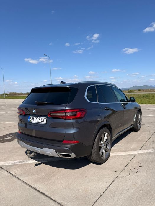 BMW X5 2019 XDrive. Accept unele variante (seria 7, x3...)