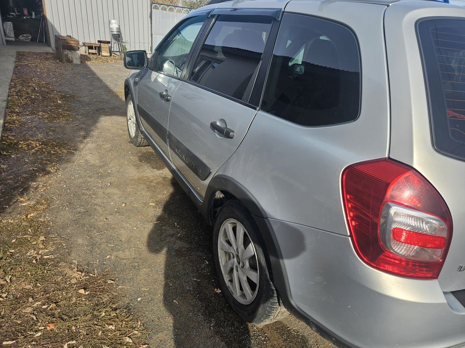 продам Ладу Калину Кросс