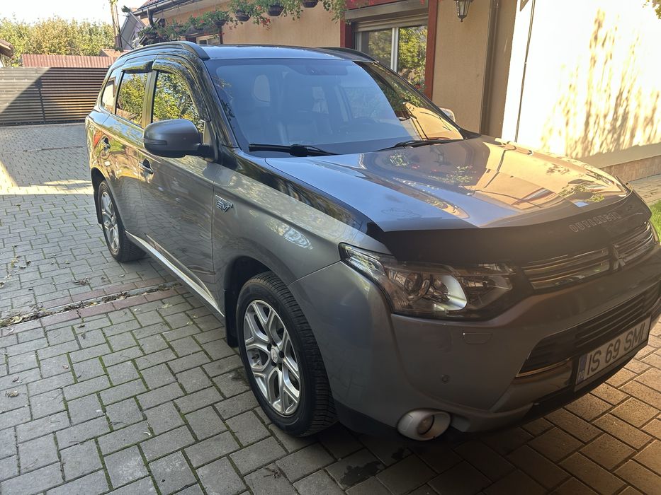 Mitsubishi Outlander PHEV