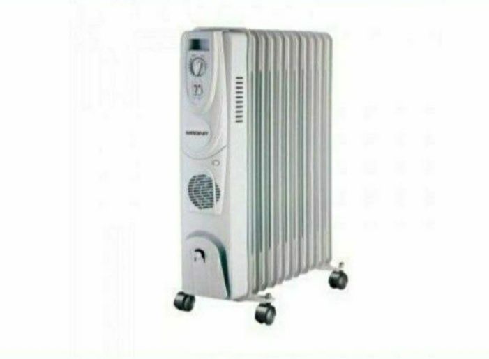 Даставка бесплатная. Абагривател радиатор маслинний.