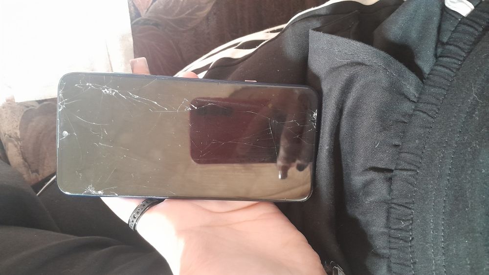 Продам телефон, рабочии