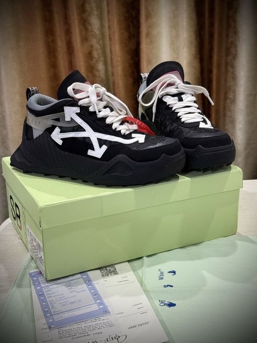 Vând adidasi off white odsy 1000