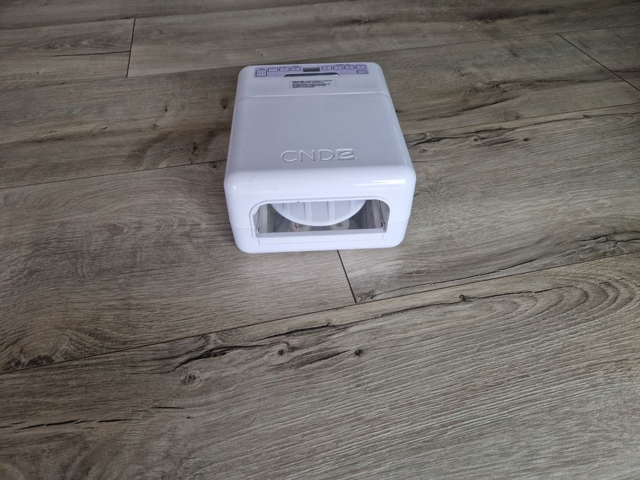 Vând chit  complet manichiura