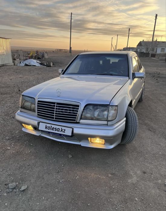 Mercedes benz e200